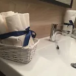 Zara 74 Bed & Breakfast