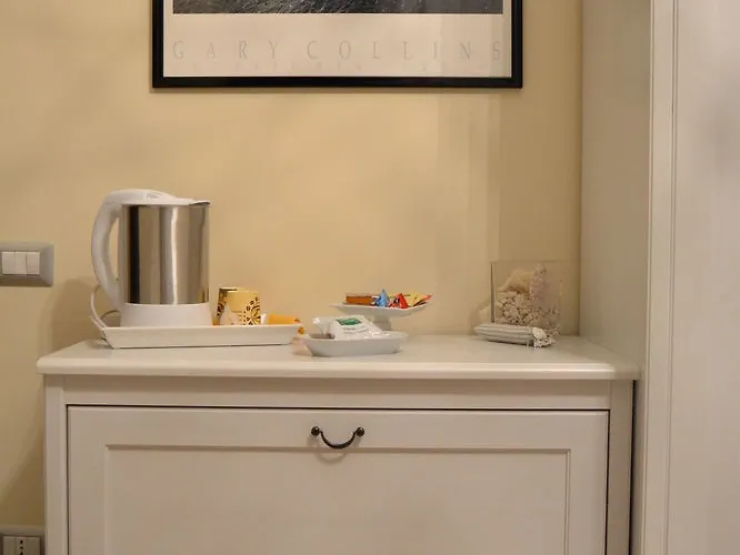 Zara 74 Bed & Breakfast 2*