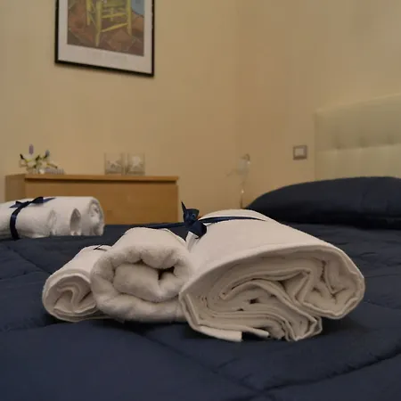 Zara 74 Bed & Breakfast 2*