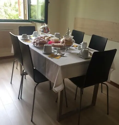 Zara 74 Bed & Breakfast Salerno