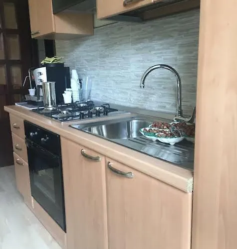 Zara 74 Bed & Breakfast 2*